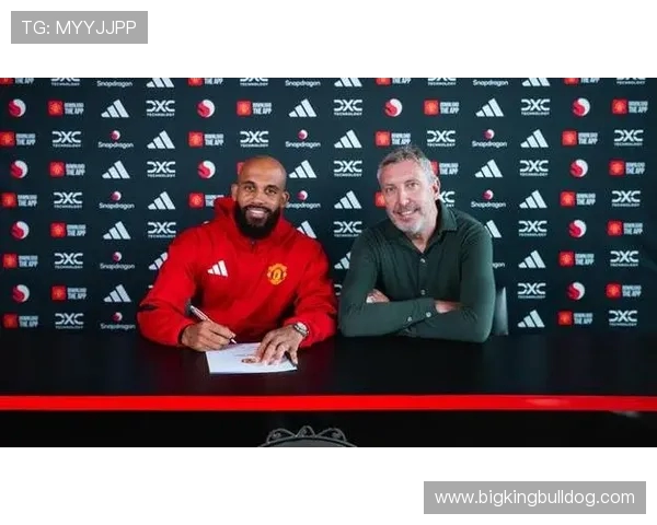 费迪南德力挺姆贝乌莫加盟曼联：英超证明实力，红魔接近 6000 万镑签约(2)