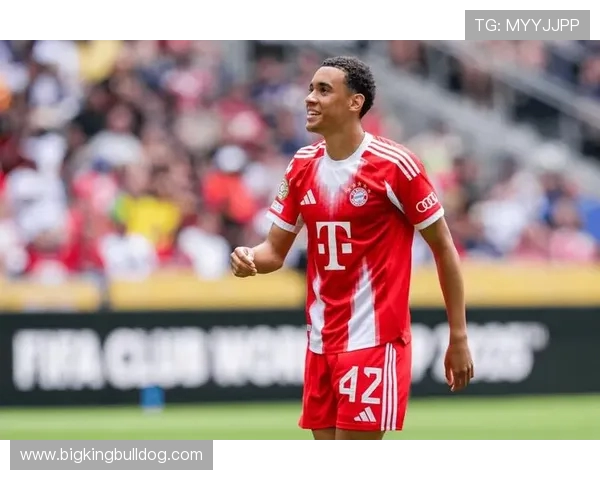 迪亚斯铁心加盟巴萨！拒绝利物浦高薪续约 自降薪资赴西甲(1)